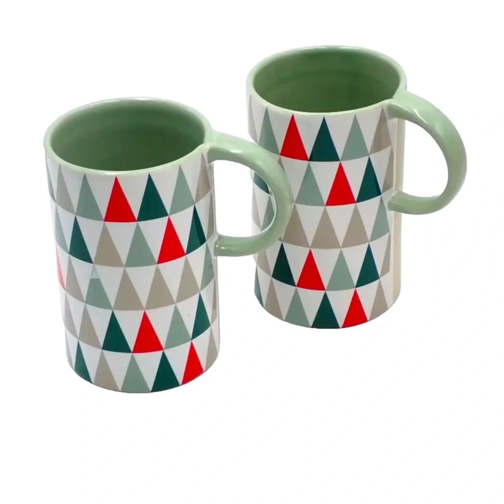Starbucks 12 Oz Holiday Christmas Tree Triangle Coffee Tea Cup Mug 2017 Set